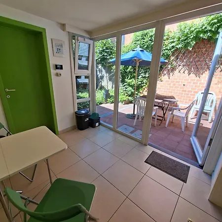 Feel At In